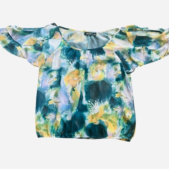 ANA anew approach abstract multicolor blouse top flared sleeves cold shoulder PM - Picture 4 of 12